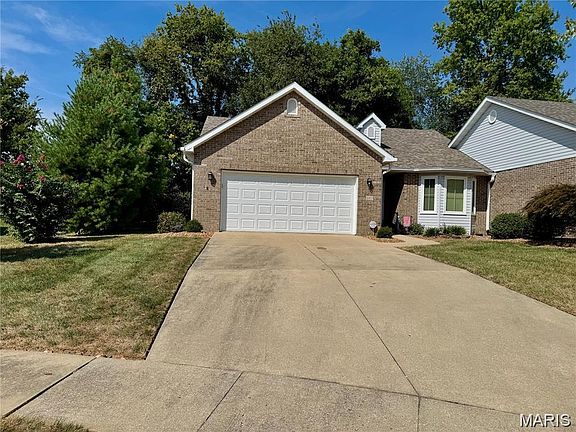 2nd image of 307 Monticello Pl