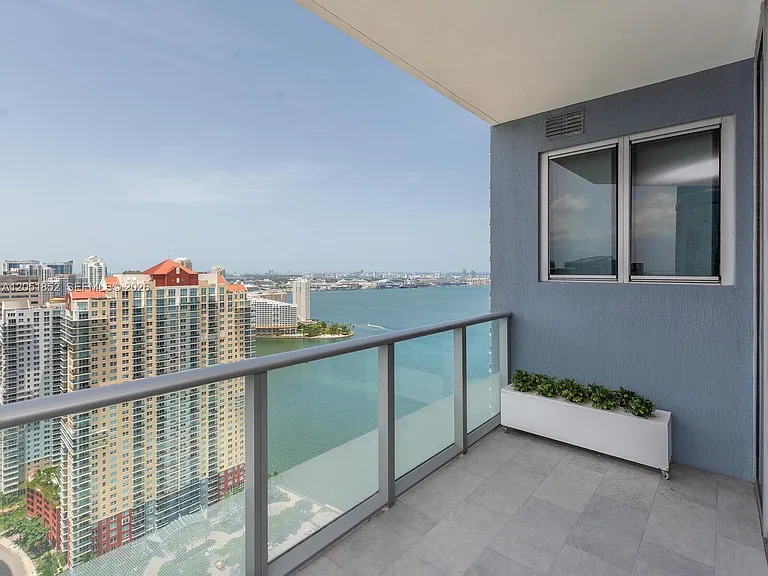 1300 Brickell Bay Dr #3804 — Photo 2