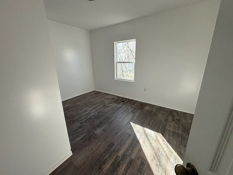 3008 Boswell Dr NW — Photo 4