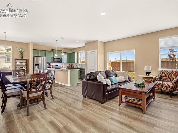 3rd image of 6133 Alpine Ridge Dr