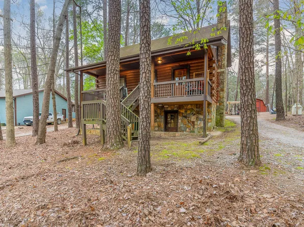 422 Shawnee Dr, Louisburg, NC 27549