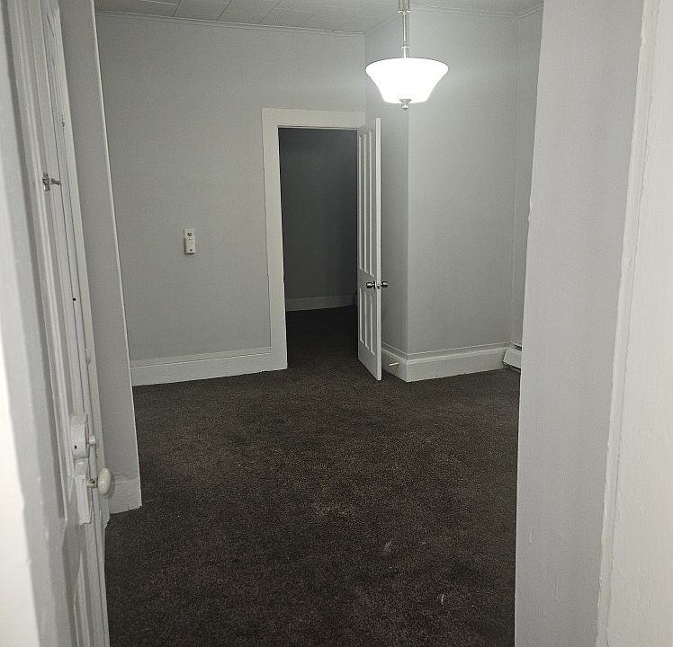 79 Ida St Troy NY Zillow