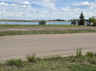 27 Kingfisher Bay, Newell County, AB T1R 0X6