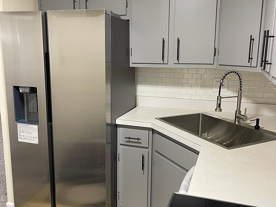 1st image of 2600 Brookwood Way Dr APT 207A