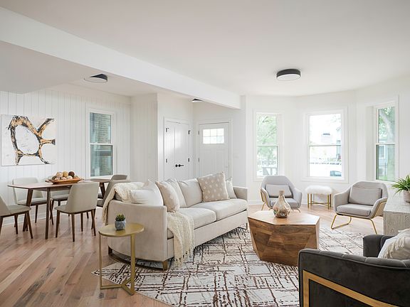 4th image of 2854 N Francisco Ave