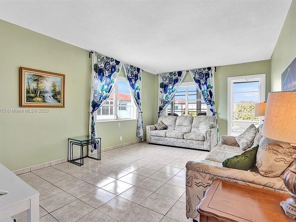 1st image of 4310 NW 12th Ct APT 301