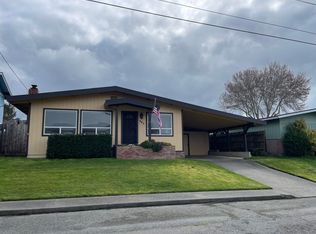 831 Perrott Ave, Loleta, CA 95551