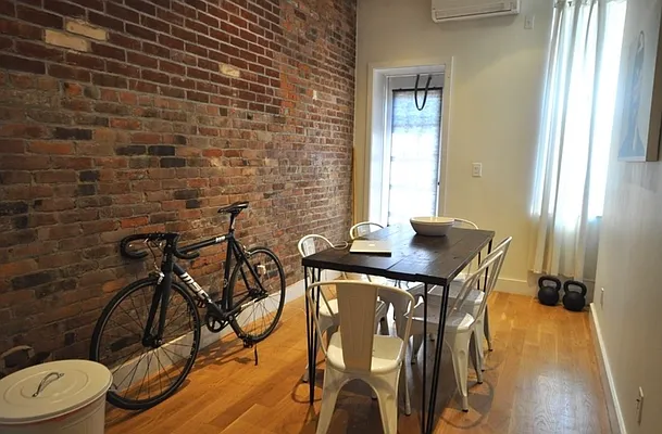 Rented by REAL New York | media 16