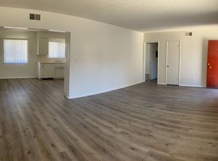 8190 Wheeler Ave APT A, Fontana, CA 92335