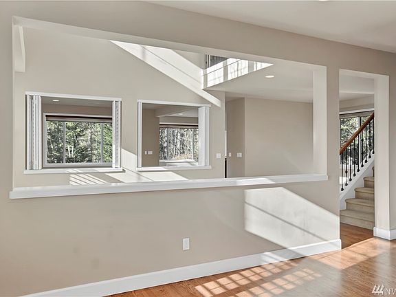 4th image of 34818 SE Moffat St