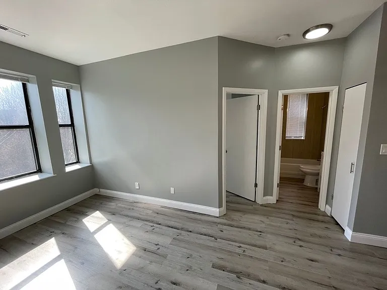 629 Clara Ave #28 — Photo 4