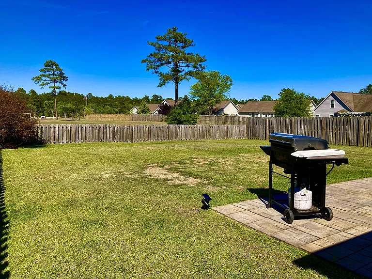 406 Amaryllis Ln — Photo 24