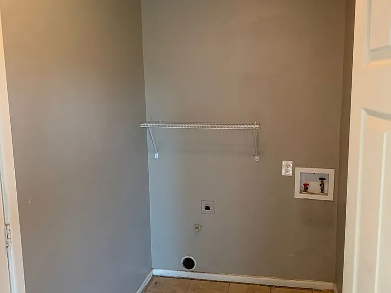 4534 Marshall St — Photo 11