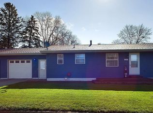 726 Moore St, Starbuck, MN 56381