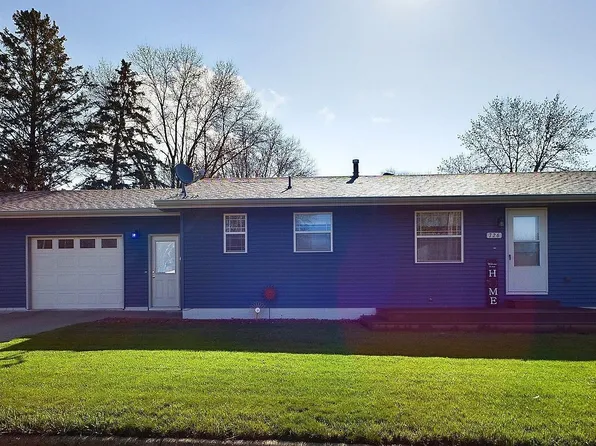 726 Moore St, Starbuck, MN 56381