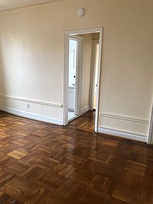 3rd image of 365 E 31st St #3H