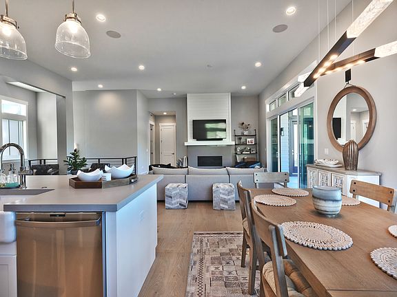 main level living