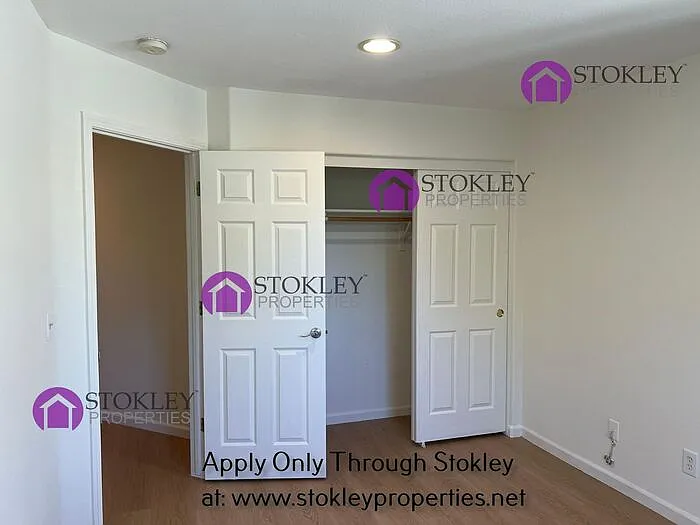 1 Addison Ct — Photo 32
