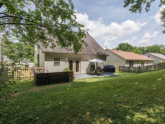4th image of 2236 Kenwood Dr