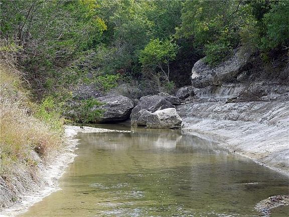 2nd image of 200 County Road 328