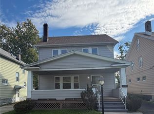 5231 Clement St, Maple Heights, OH 44137