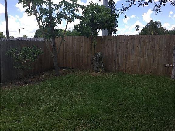 4th image of 8001 Sagebrush Pl