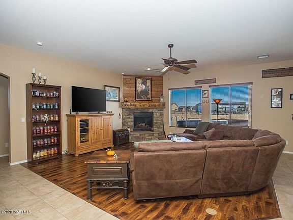 3rd image of 9125 E Tierra Buena Ln