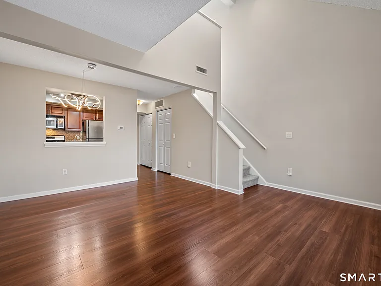1690 Dixwell Ave #C8 — Photo 7