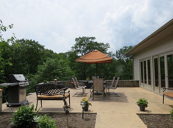 2nd image of 363 Snow Mountain Ln