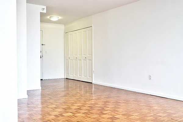 Rented by Addison Property Group | media 11