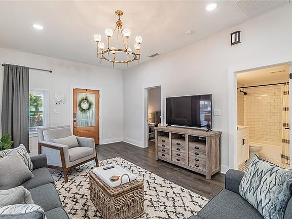 3rd image of 1310 E 19TH AVENUE