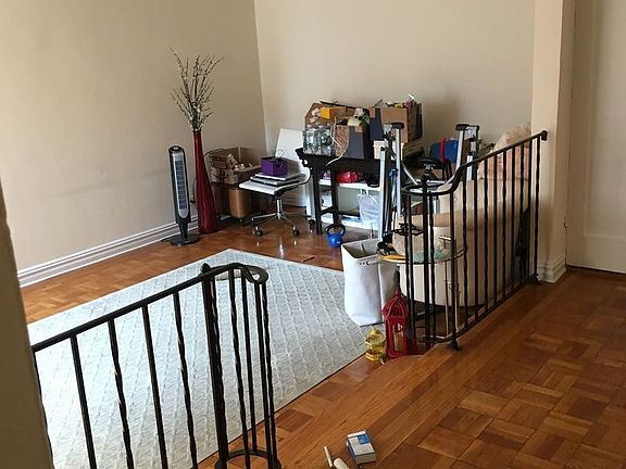 2nd image of 739 W 186th St APT 5D