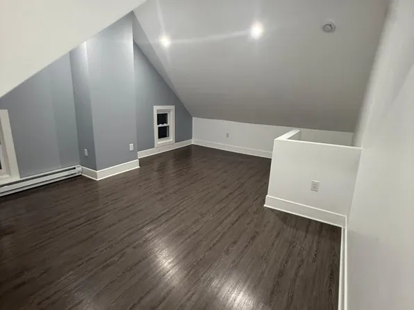 24 S 2nd St, Wormleysburg, PA 17043