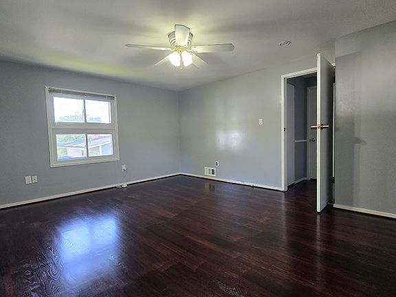 2nd image of 703 Willoughby Ave #1