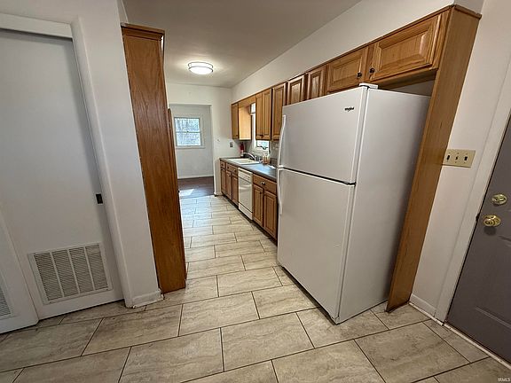 4th image of 4513 W Burton Dr