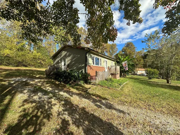 93 Elliott Rd, Marion, NC 28752