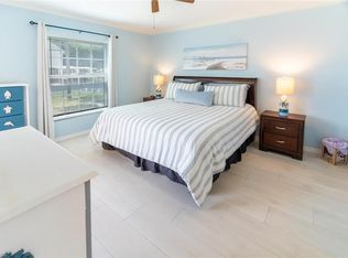 774 Wiggins Lake Dr APT 106, Naples, FL 34110