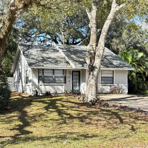 25 47th Avenue, Vero Beach, FL, 32968