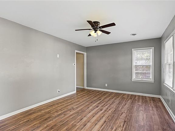 4th image of 344 Moss Ave