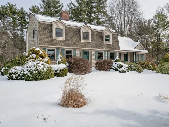 16 Brookview Drive, Pelham, NH 03076