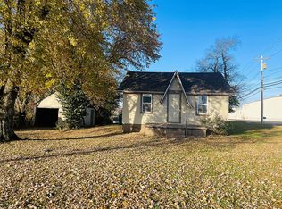 1355 Springfield Rd, Lebanon, MO 65536