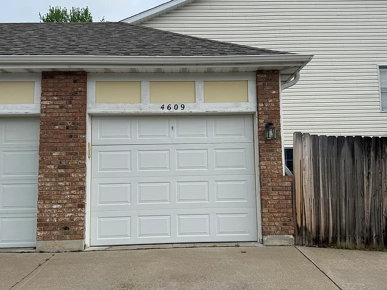 4609 Brandon Woods St — Photo 22