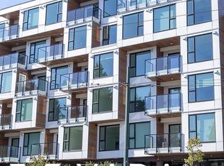 5399 Joyce St #504, Vancouver, BC V5R4G3