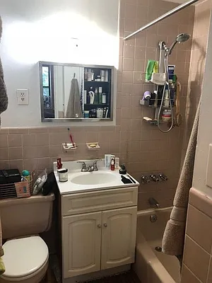 Rented by Aimee Grodanz, LREB | media 11