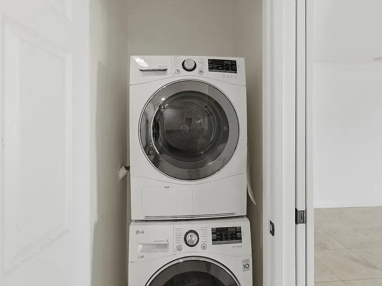 260 Cagney Ln #114 — Photo 13