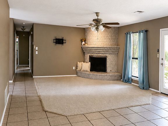 3rd image of 7706 NW Lawton Ave