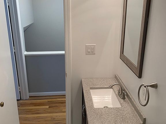 5th image of 1340 Pennsbury Blvd