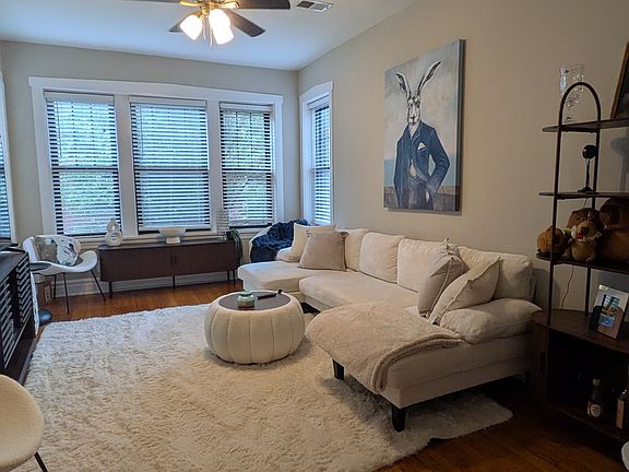 2nd image of 5022 N Winthrop Ave APT 2W