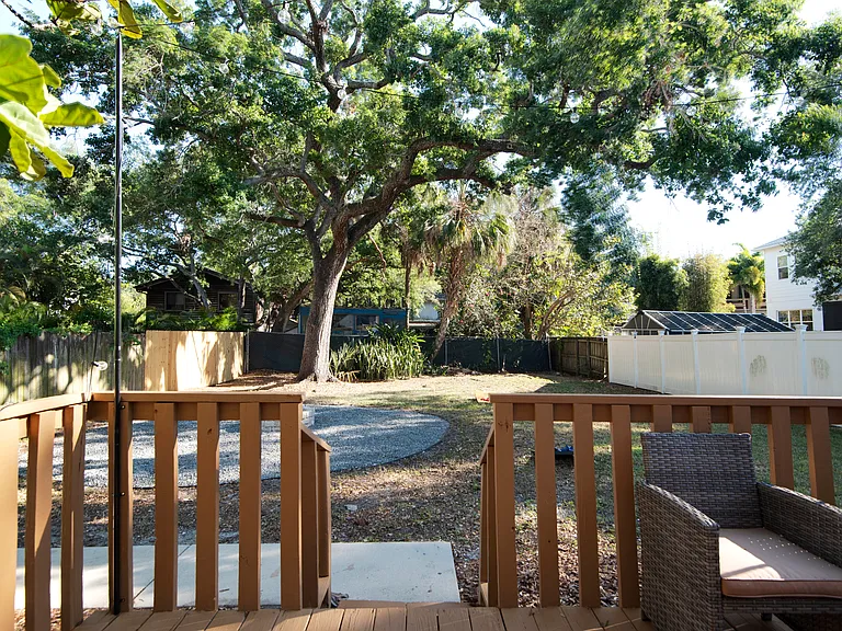 W Tyson Ave — Photo 6