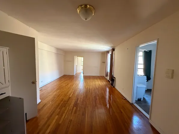 (undisclosed Address), Jamaica, NY 11435